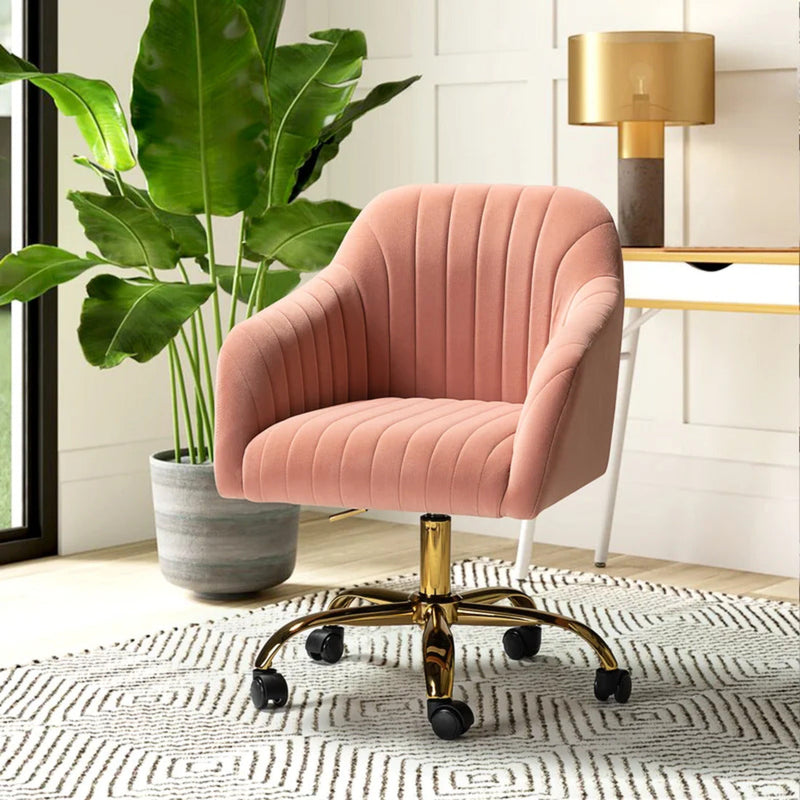 Chairs & Seating